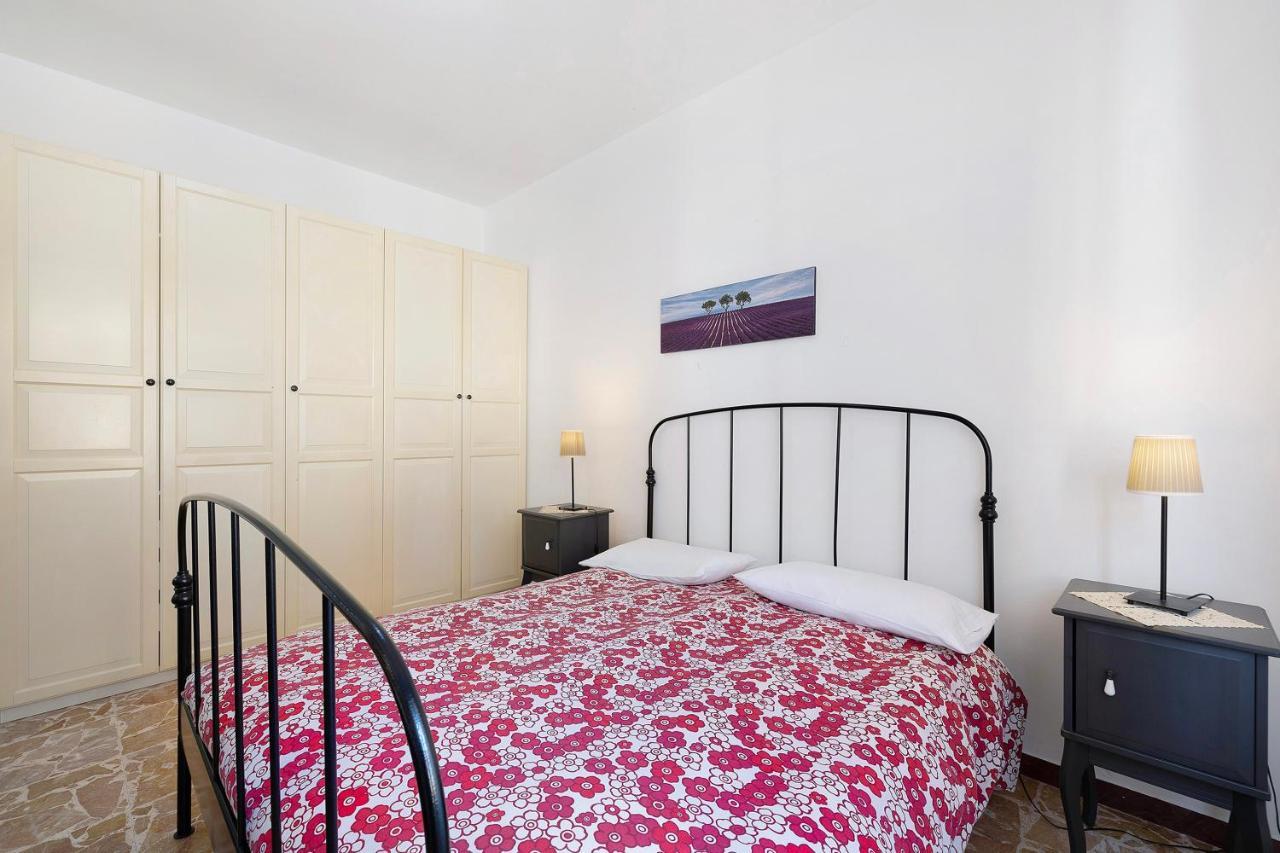 Marina Apartment Финале Лигуре Екстериор снимка